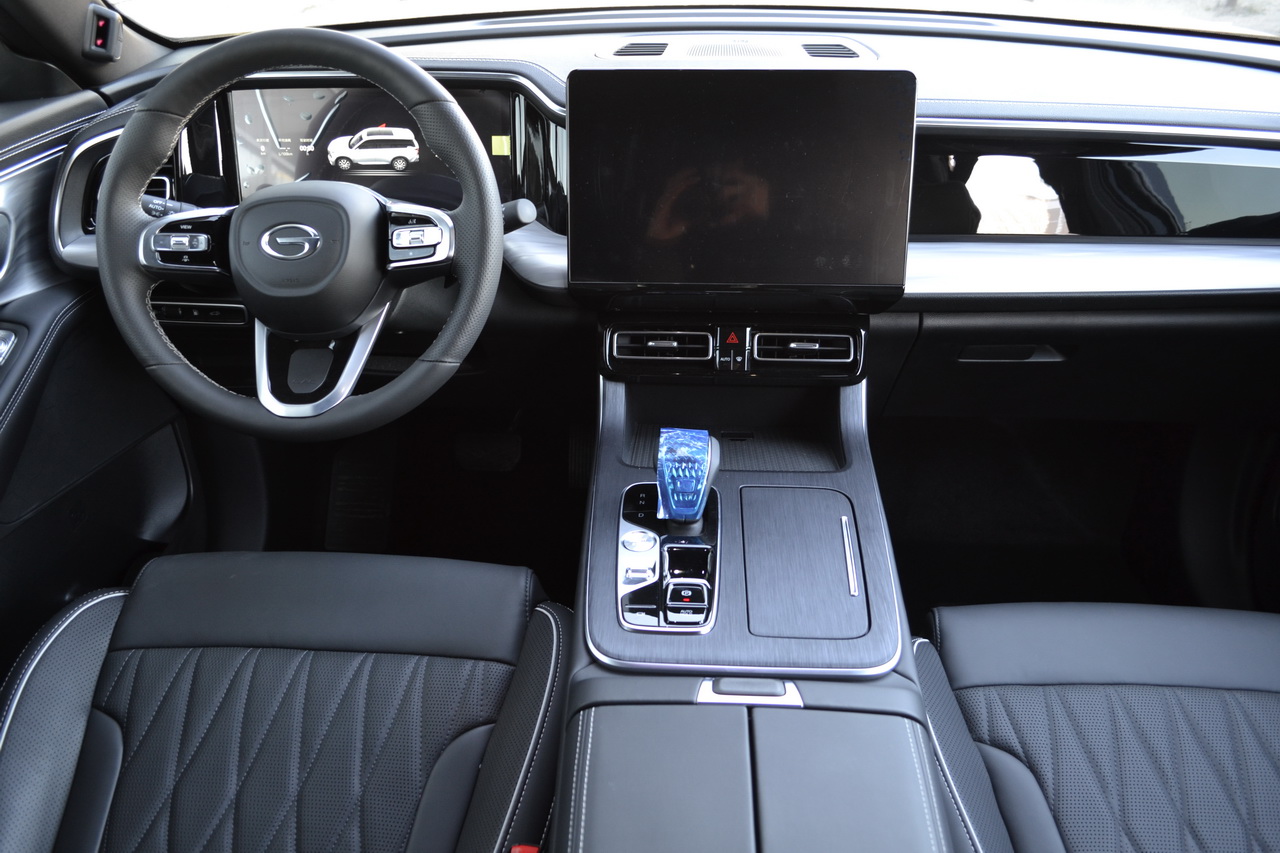 GAC GS8